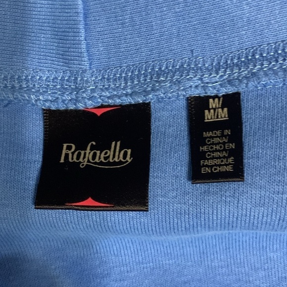 Adorable summer pull over top - Picture 8 of 8